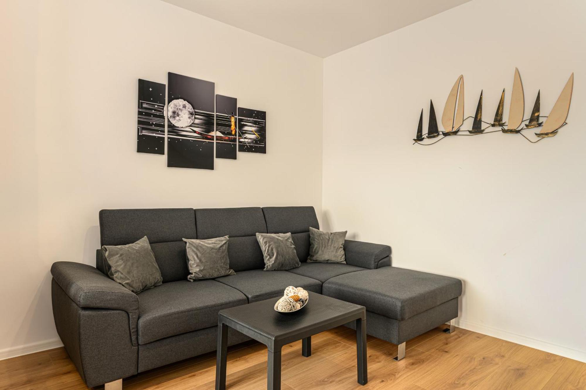 Luxury Landing Apartments Complex Qualis Brasov Luaran gambar