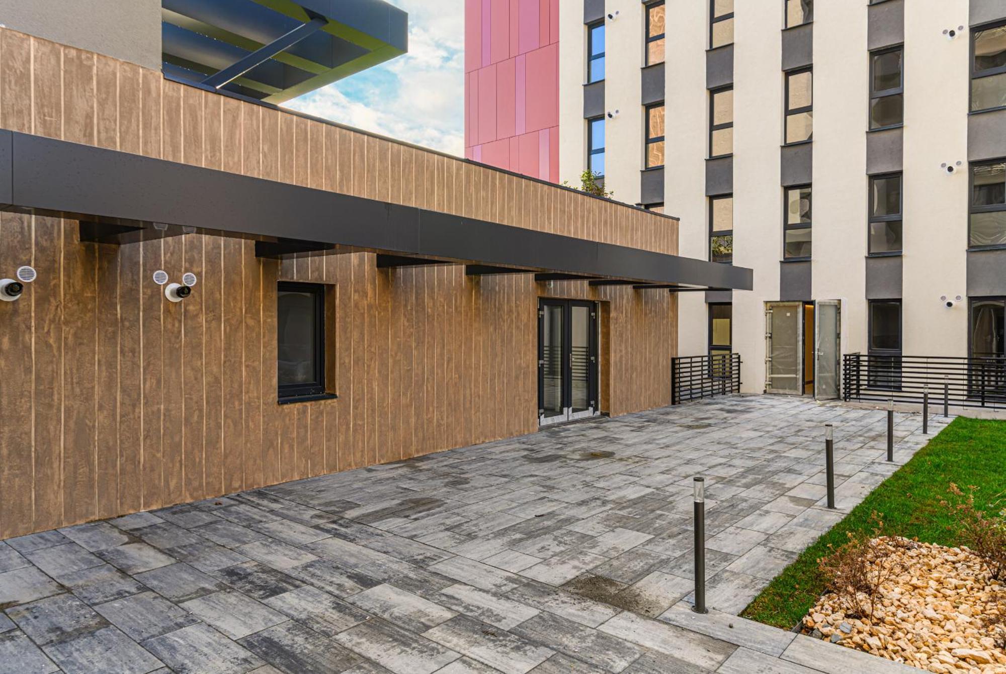 Luxury Landing Apartments Complex Qualis Brasov Luaran gambar