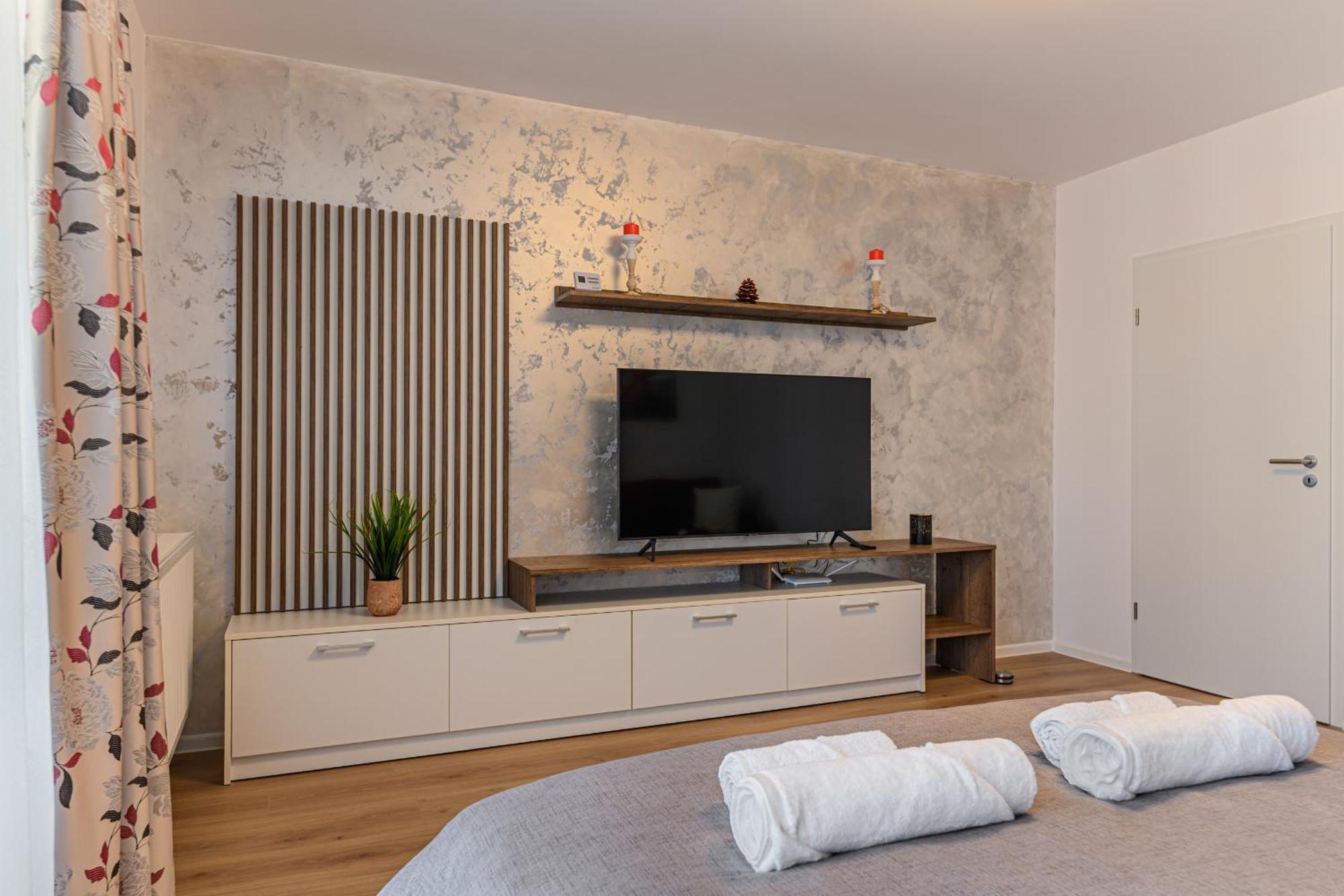 Luxury Landing Apartments Complex Qualis Brasov Luaran gambar