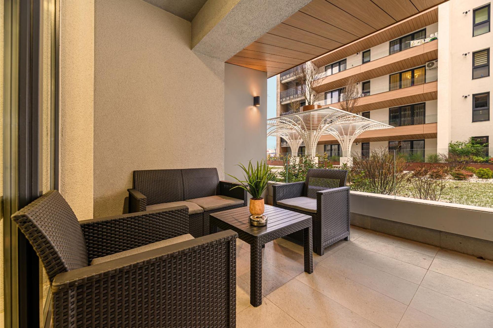 Luxury Landing Apartments Complex Qualis Brasov Luaran gambar
