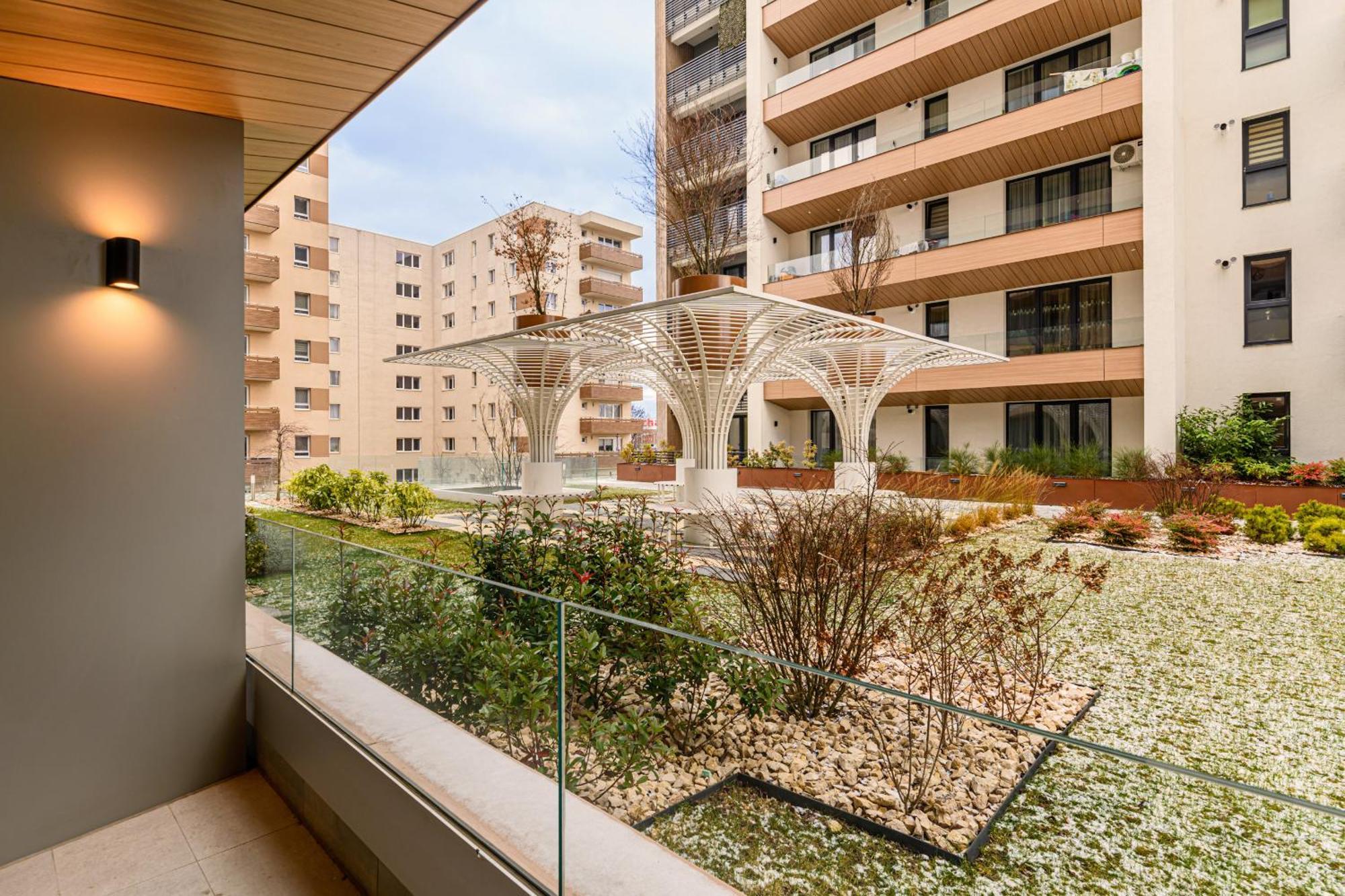 Luxury Landing Apartments Complex Qualis Brasov Luaran gambar